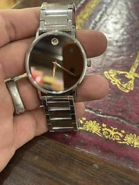 سانت هونري سويسر والثانية موفادو نضيف جدا رقم 07752587522