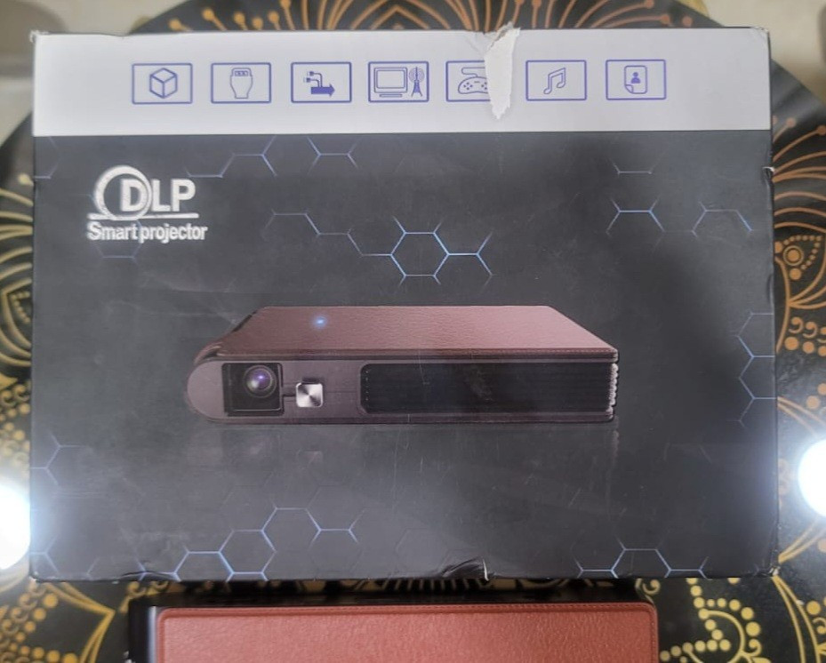 داتا شو شحن تقنية عرض LED DLP 
بطارية سعة 8400 ملي امبير 
نقصها ريمونت ماجاي وياها 
#مزاد خلي سعرك بالتعليقات


**إذا كنت صاحب هذا الإعلان وتريد حذفه لأي سبب، رجاءا أرسل رسالة إلى الدعم الفني**