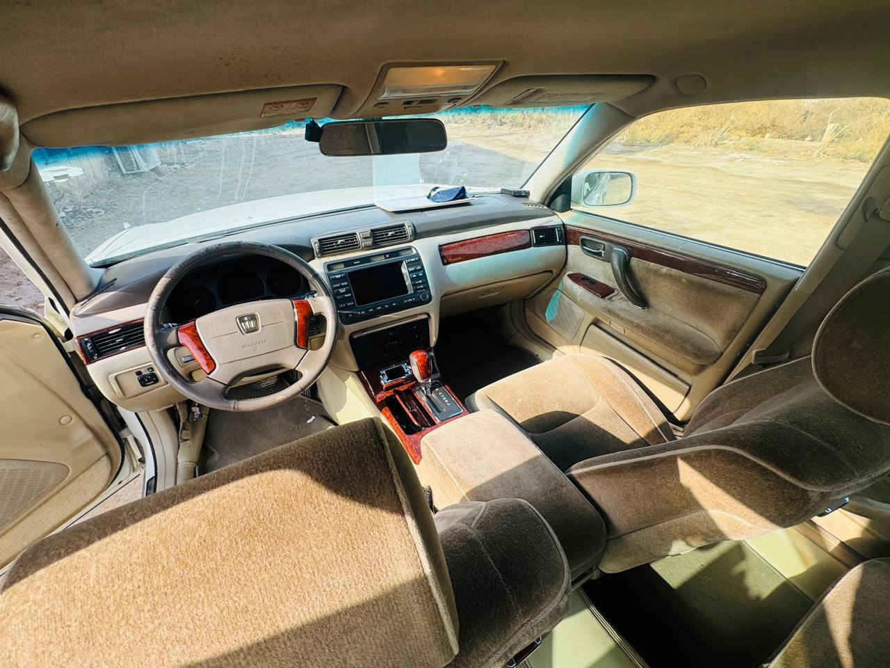 السلام عليكم  سياره ملكه مديل ٢٠٠٣ رقم سليمانيه سياره مكفوله كفاله من الكصه  سياره  2 دكم  سياره خير من الله سعره 133 ورقه وبيهه مجال واليحب يتصل على الرقم ***********
