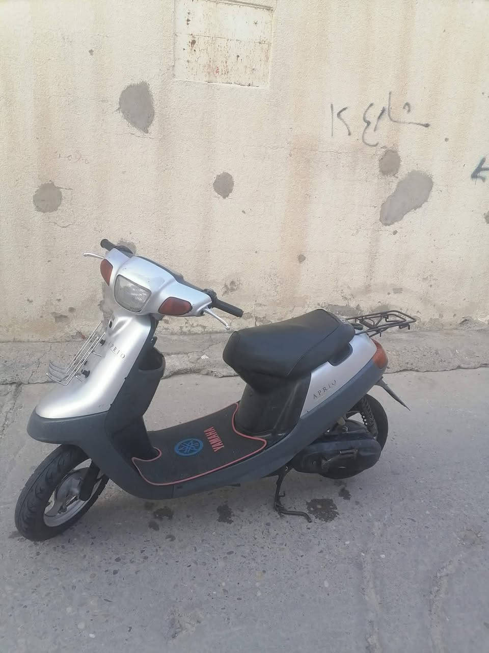 ماطور بوتين تحريكه معدل نار مكينه مامفتوحه قبق ممفتوح كلو شغال عندي بس السلف ينردلو باتري شرط جيب باتري شغل سلف السعر 350وبي مجال حك جيتك ***********
