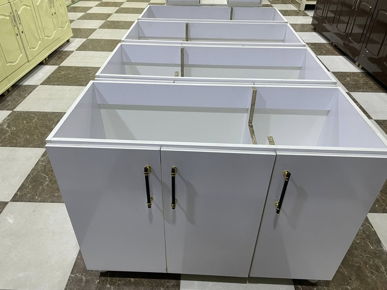 وةجبةي نوييي كةوانتةر دار قياس ٢ مترو نيو
مةخسةلة مترو٢٠ بان كاشي

بةهةرزانترين نرخ بةردةسة. عةدةتيكي كةم بةردةسة

ناونيشان كةلار مةزادة كونةكة پشت قوتابخانةي لةيلا قاسم تةنيشت دارتاشخانة ريبين


**إذا كنت صاحب هذا الإعلان وتريد حذفه لأي سبب، رجاءا أرسل رسالة إلى الدعم الفني**