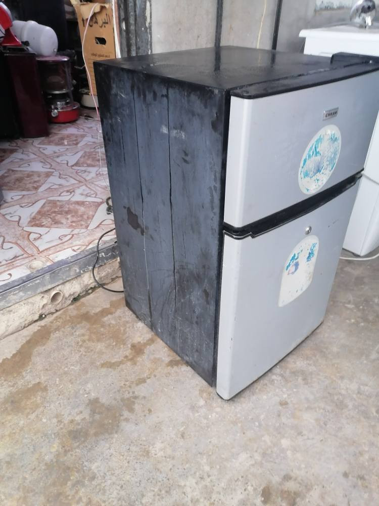 ثلاجة صغيرة اللبيع شغل سعرا ٧٥ بي مجال كركوك حي العروبه يم ملعب خومسي او وكف قديم حجم ٦ قدم كل بلادي شركة مابي اي عيب شغال بل شرط ٧ايام ضمان
***********
*********** كركوك, العراق
