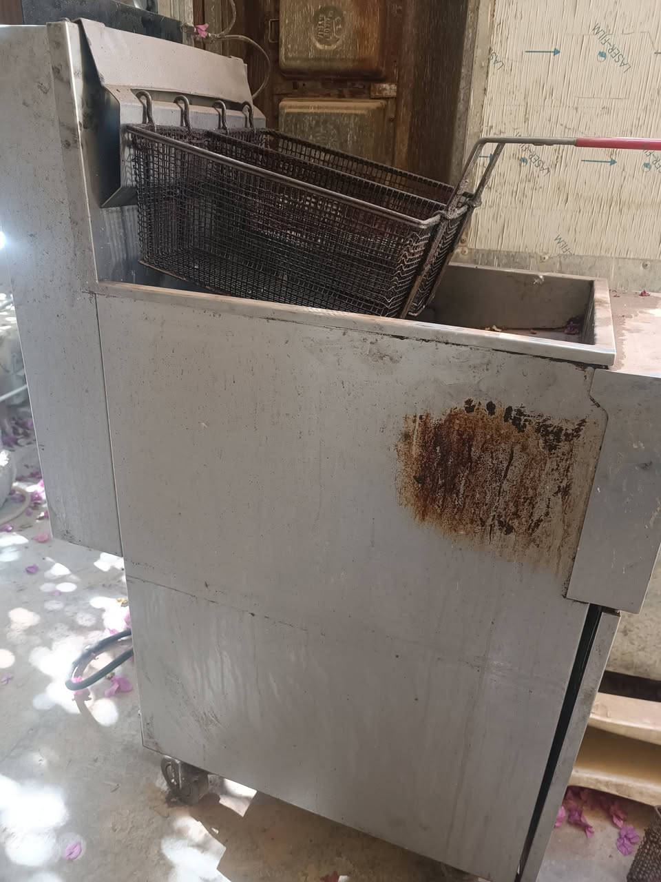 قلايت فنكر شغاله ونضيفه للبيع
العنوان كربلاء السعر 800


**إذا كنت صاحب هذا الإعلان وتريد حذفه لأي سبب، رجاءا أرسل رسالة إلى الدعم الفني**