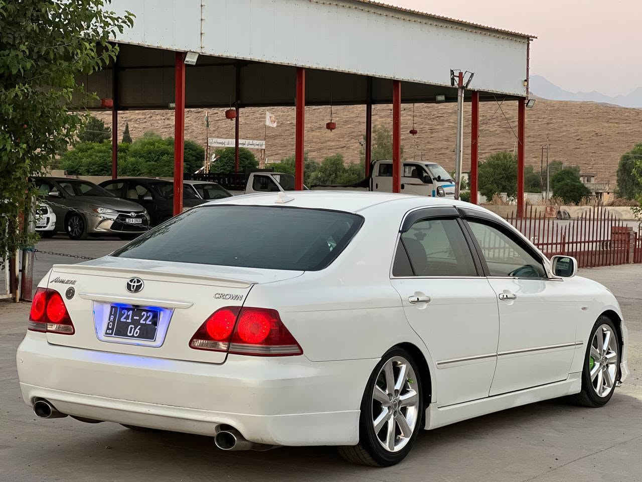 بە ناوی خوای گەورە
شاهینە 184
بڕاوە
چوار دوگمەی بئ سڵاید
پەردە
چوار کوشن کارەبا و هیتەر
سەلاجە
تەبرید مەرکەزی
فۆرمیگا سور
داشبڵی جوانە
چوار تایەی لۆکی لە  ژێردایە
ویلی دینگەی ئیستیل
کامل مەسرەف کراوە
گێر و مەکینە بە شەرت 
تەبریدی سارد و گەرم بە شەرت
سەیارەکی جوان ڕێک و پێکە 
نرخی 59گەلا و کەمێک مەجالی برایانە
شوێن سەید سادق
ئەدمینی گوڵ
ژ.م***********
ژ.م***********
