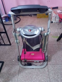 جهاز جري نضيف وشغال يتحمل وزن 140مكانه بغداد سعره 160وبي مجال بسيط 077...