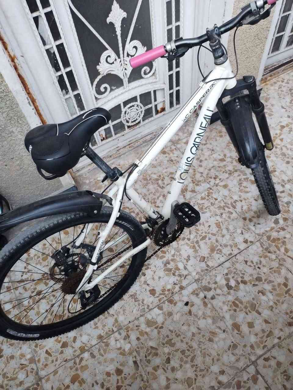 سلام عليكم
بايسكل لويس حجم ٢٦ للبيع نظيف السعر ١٧٥ وبي مجال بسيط العنوان بغداد شار المغرب


**إذا كنت صاحب هذا الإعلان وتريد حذفه لأي سبب، رجاءا أرسل رسالة إلى الدعم الفني**
