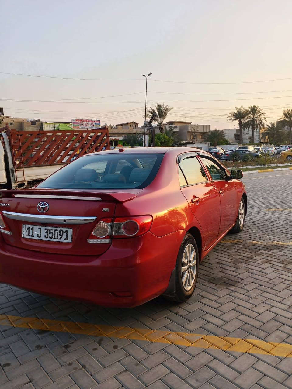 سلام عليكم
كورلا 2009
رقم بغداد الدولي 
كير ومحرك خير من الله 
تخم تأثير وصدر جديد
تبريد ثلج 
بيه مكانت صبغ رش 
سعر شده وبيه مجال 
المكان بغداد العامرية 
***********
