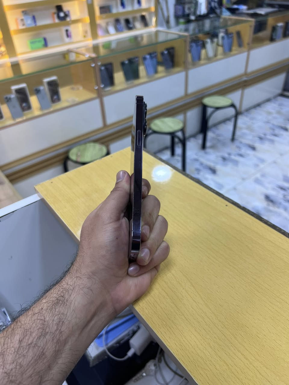 ١٤ برو ماكس ذاكره ٥١٢ نضافه ٩٩،٩ ٪؜
اخو الجديد كأنما فاتحه من الكارتون كلشي موضح كدامك بالصور السعر ٩٥٠ العنوان الدوره / قرب فلكة علوة الرشيد
كويريش شارع ٢٠ ( يتوفر اقساط ماستر الرافدين ) اخي الحبيب السعر معجبك اعبره اكو من يعرف بسعارهن اخوي العزيز 
الجهاز ضمان ٥ أيام من داخل المركز فحص وستخدام 
مركز أبل / ***********
