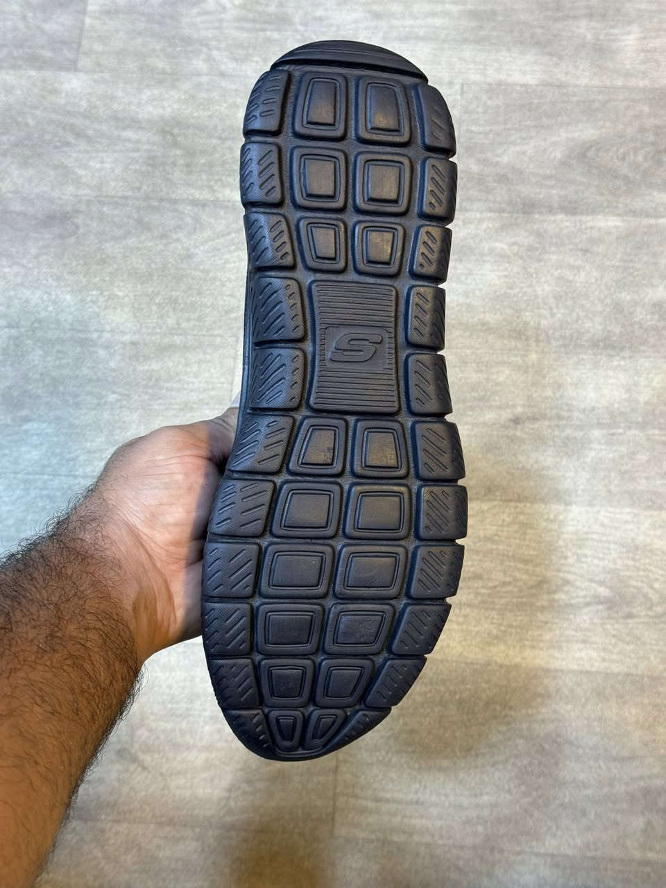 سكجرز الاصلي 🇺🇸🔥
طبي جداً امريكي اورجنال
قياس 43..
طول 28 cm..
سنتر الباله الامريكيه
واتساب/ wa.me/9647723759608


**إذا كنت صاحب هذا الإعلان وتريد حذفه لأي سبب، رجاءا أرسل رسالة إلى الدعم الفني**
