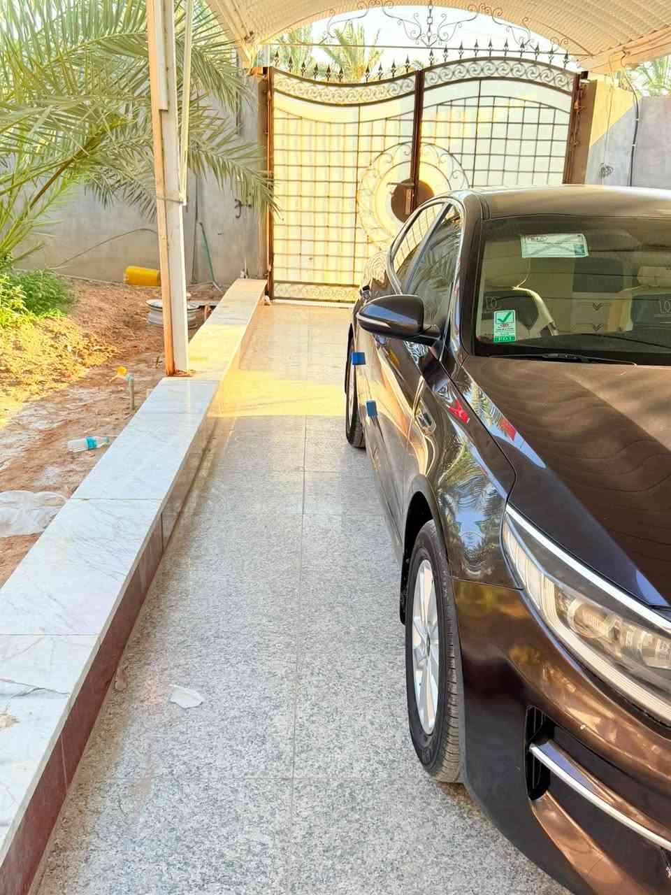السلام عليكم للبيع كيا اوبتيما خليجي موديل 2017 رقم بصرة كفاله من الضربه والصبغ والتبديل محرك 2000 دوش كفاله من التبخير والفتح والتنقيص حداده تخم تاير تبريد ثلج دوشمة شاشة اصلية تاب رقم بصرة مشروع وطني مكان السيارة البصرة قضاء القرنة السعر 135 ***********
