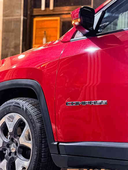 السلام عليكم من رخصت الأدمن المحترم…
صلوا على محمد ❤️😍..
Jeep ((COMPASS)) 
للبيع او المراوس جيب كوبارس 2018 وارد أمريكي حادث بنيد وقبق جنطه فففقط بدووون دواخل نهائياً يعني قطعتين صبغ فقط باقي مكفول كفالة عامة السيارة جديدة جداا وجاهزة من كلشي عليها إدامة كاملة كير مكينة حدادية تبريد ثلج ❄️ تدفئة كلشي جاهز وشغال مواصفات السيارة فووول عدا البنوراما.
مكينة 2400 multiair..
بصمة تشغيل+أبواب.
تشغيل عن بعد.
مانع تصادم.
داخل صاج.
قطعتين تبريد.
كراسي كهرباء.
توقف ذاتي A.
سايد بريك لمس.
كراسي جلد.
كشنات تدفئة تبريد
رادار أمامي.
رادارات جانبية+هيترات.
كاميرا دوار.
تحكمات ستيرن بلكامل+شفتات.
شاشة صغيرة((شاشة أعطال ومعلومات القيادة)).
شاشة كبيرة((نضام APPLE CAR PLAY+B-T+Wi-Fi)).
نضام تبريد من نوع CLIMATA منفصل.
نضام APS.
نضام PARKING.
نضام ESP (مانع أنزلاق).
نضام Compass.🧭 
نضام Cruise Speed ((مثبت سرعة)).
3 وضعيات قيادة ((SPORT/NORMAL/ECO)).
منافذ ((USB+USB-C)).
هيترات أمامي+جانبي+خلفي.
وبعد بيهاا هواااي مواصفات السيارة جاهزة من جميع النواحي وكاملة 100‎%‎ وبل أضافة عليها طبقة ((نانوسيراميك)) طبقة حماية رقم نجف دولي تتحول بكافة محافظات العراق هزة جديدة سنوية لغاية (2030)
السعرررر((119)) وبيهاااا مجااااال❤️..
للأستفسار:***********
