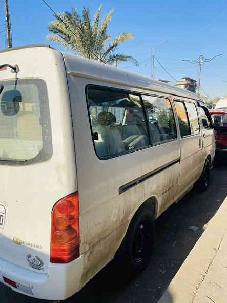 سلام عليكم اعضاء الكروب جنبي H1 موديل 15 رقم بغداد كير مكينه صدر حداديه مكفولات بيها صبغ قليل مكان سياره بغداد ***********
