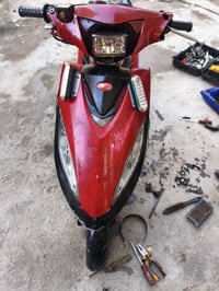 وبركاته دراجه ماكس كامكو الدراجه مجفه بس السلف عطلان والهندر عطلان جفت...