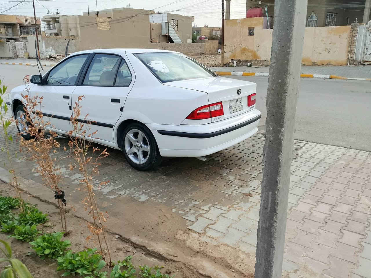 سلام عليكم سمند ٢٠١١ سياره مكفوله كفاله عامه كير ومكينه 
وحداديه وتبريد وتخم تاير كله جديد سياره مال جناي
دوشمه جديده سياره علا وضع الشركه تحويل مباشر
مكان السياره واسط مركز المدينه السعر تصل ودلل *********** وتساب
