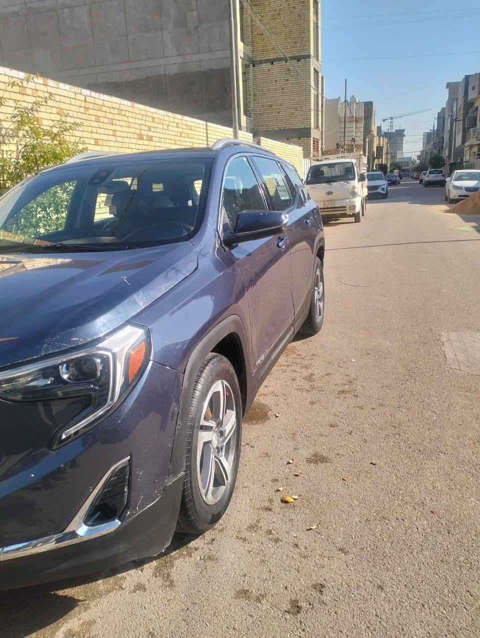 اسلام عليكم جمسي تيران 2019 ورارد أمريكي سياره بيه اربع قطع صبغ سياره فول مواصفات  للا اخير مكينه 2000 تير بو  سياره بغداد بسمي تحويل ثاني يوم 
عنوان بغداد 
للتصال : *********** 
السعر :125
