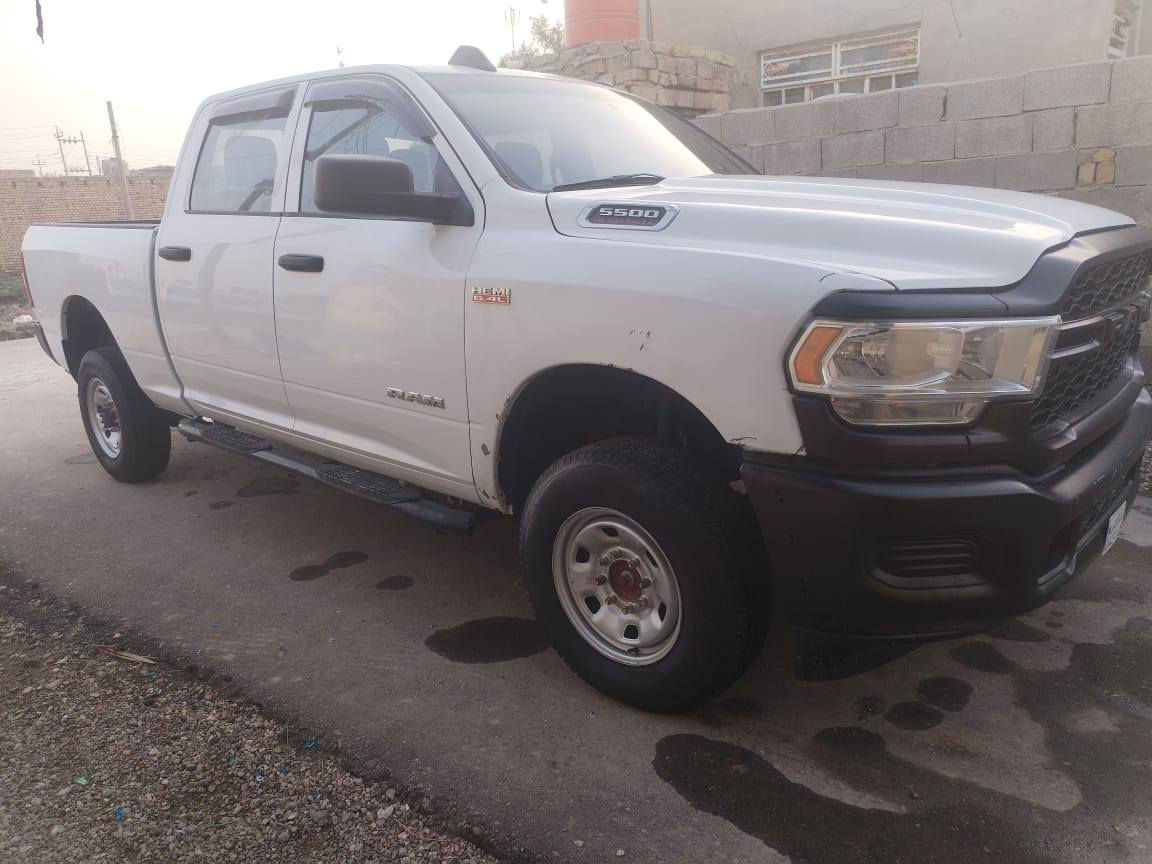 السلام عليكم 
رام موديل ٢٠٢٢ ---٢٥٠٠
السياره جاهزه بدون رقم حادثهة بس البنيد امبدل ابلادي 
بيع او مراوس حسب القناعة 
بالنسبه لليحب يتواصل يتواصل وي صاحب الرقم المخلي لان اني ما ارد العنوان العماره الرقم الاتصال ***********
