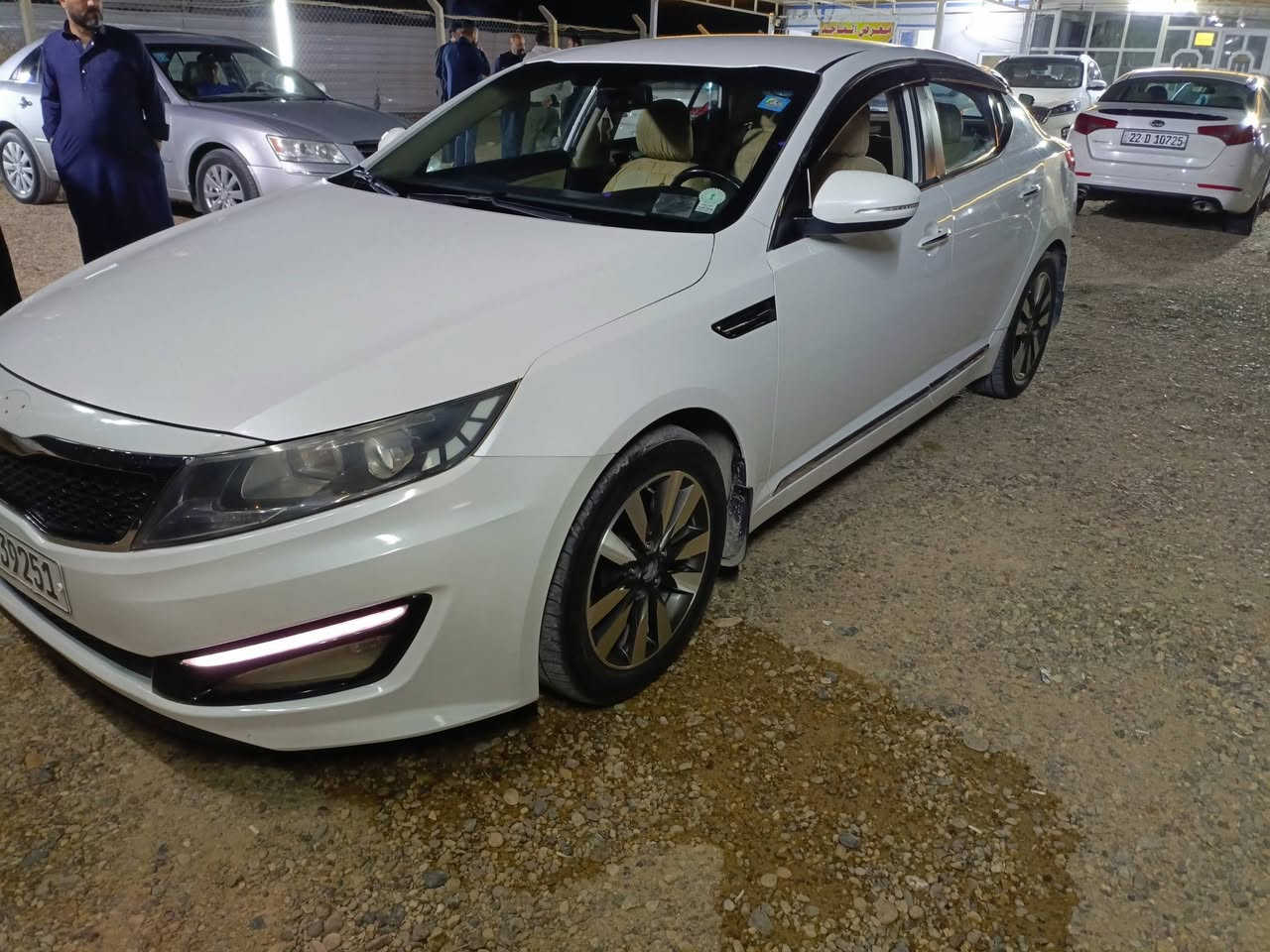 اوبتما  2013 خليجي
رقم بغداد الانكليزي تحويل مباشر
السياره فول مواصفات عدا البانوراما
ماشيه 247 
ضرر سياره فقط الجاملغ الخلفي
كير ومحرك كفاله من تبخير وتنقيص والك الفحص

السعر 128 وبيها مجال
***********
