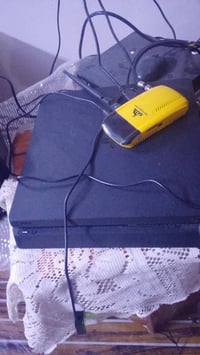 بلايستيشن 4 سليم • حساب فيفا • بلاس سنوية