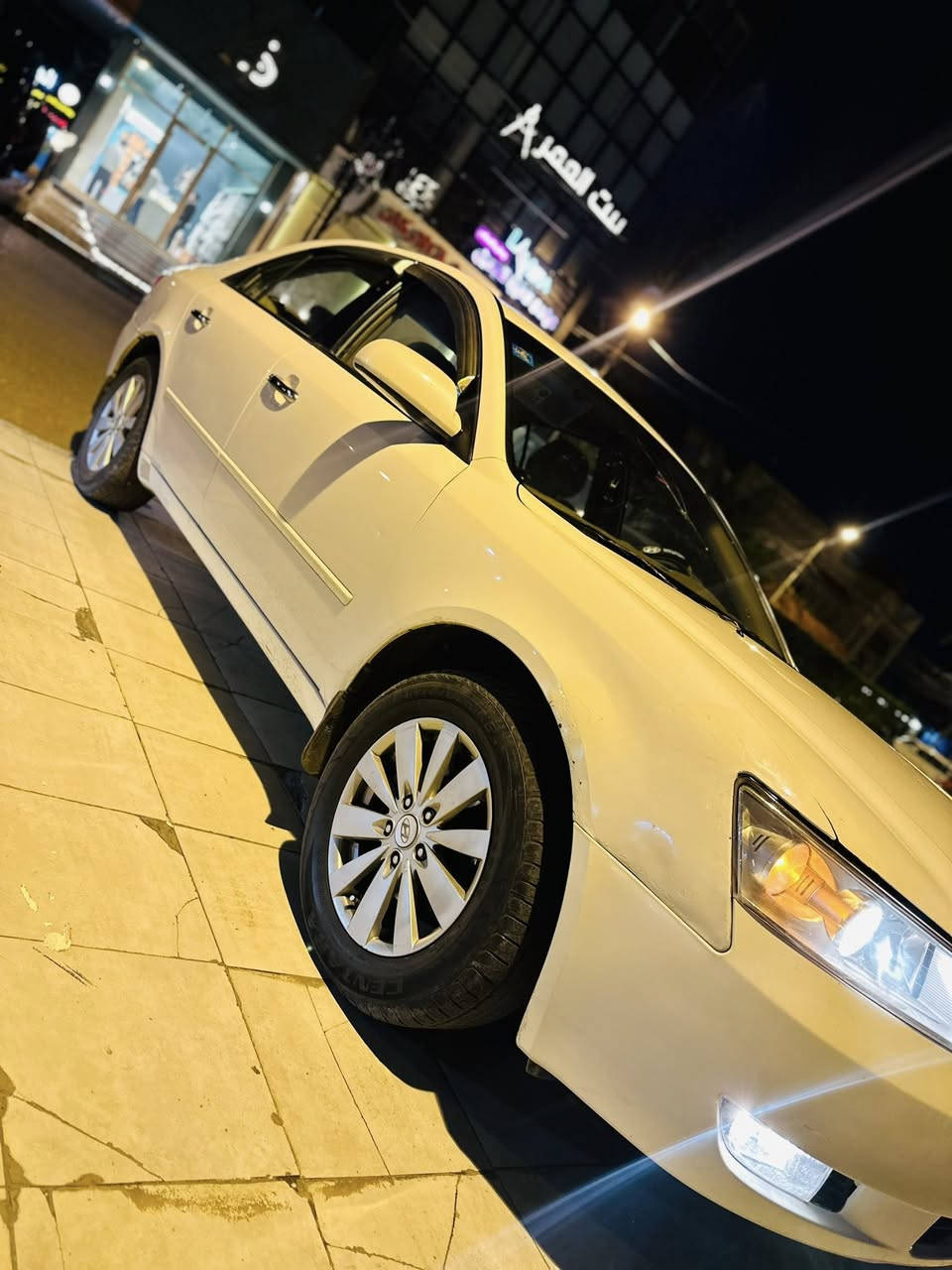 سلام عليكم للبيع سوناتا 2008سياره حلوه وجديده معنى الكلمه بيها صبغ باب وجاملغ وبنيد كلير فقط بدون ضرر
دواخل كله  جديد تخم  تاير ويل جديد حداديه خير من الله 
جاهزه من كل النواحي رقم بغداد بسمي #السعر120وبيهامجال
العنوان بغداد الكاضميه
 ***********☎️***********
