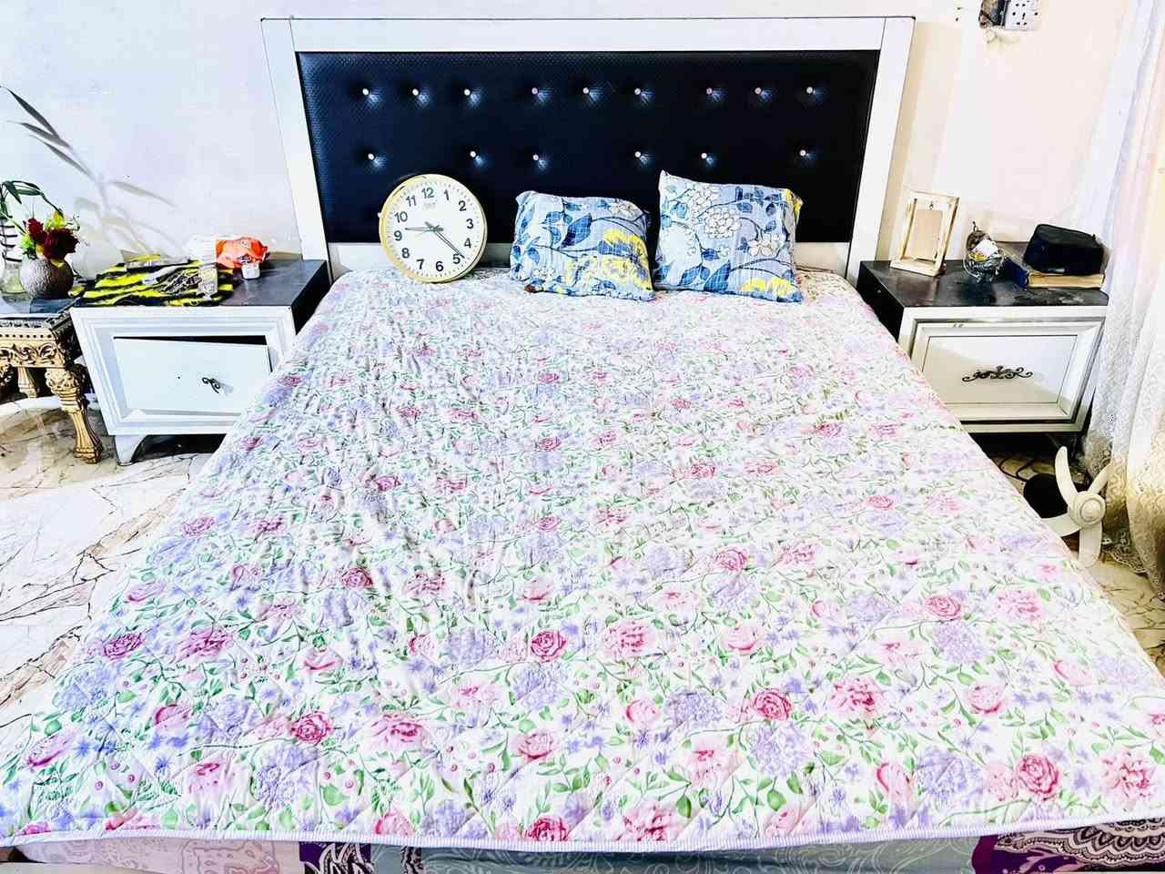 غراض لبيع لغرض انتقال ع بيت صغير غرفه 300 وبي مجال و تنور 50 حريه ثالثه


**إذا كنت صاحب هذا الإعلان وتريد حذفه لأي سبب، رجاءا أرسل رسالة إلى الدعم الفني**
