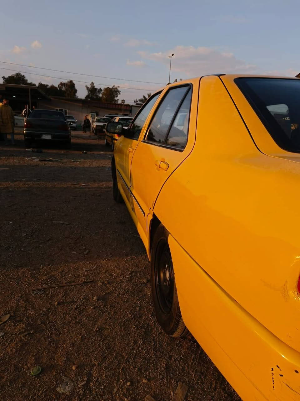 للبيع شيري كوين 2011مصفرة هيئة وغرامات رقم انكليزي محرك جديد تخم تاير جديد السعر 29الشراي يتصل الرقم بي واتساب ***********
