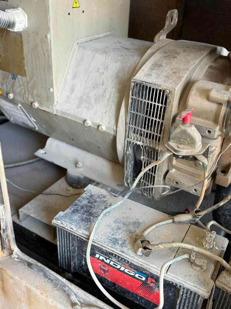 سلام عليكم للبيع مولد كمنز كاتم 250كيفي مسجله بل دوله مولده كلشي جديد بيه ب55وبيه مجال قليل شراي يتصل *********** البصرة, العراق
