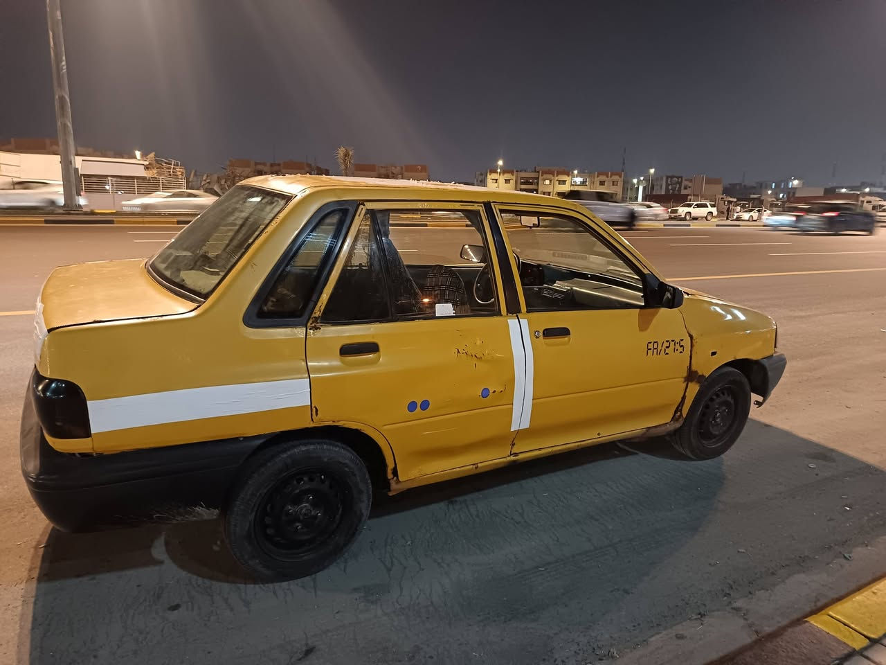 السلام عليكم سايبه 2011 رقم بصره راعيه ما واصله ابيع بدون راعي مكينه حلوه كير جديد كهربائيات شغاله ولبدي شوف العين ابيع كوم حديد السعر 11 ورقه وبيه مجال حك الجيه شراي خابر مو شراي لاتعبني وتضل تسال  العنوان البصره ***********
