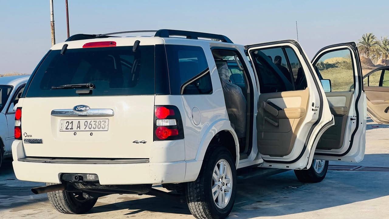 السلام عليكم .فورد اكس بلور شركه نيفا خليجي مكفوله .سياره خير من الله السعر ١٣٠ وبيها مجال مكان السياره تكريت .***********
