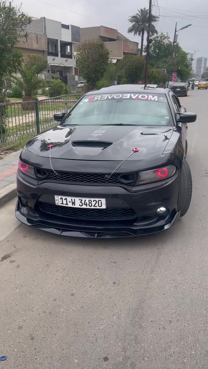 السلام عليكم /بيع مستعجل
دوج جارجر RT max موديل2016
رقم بغداد 
فول الفول 
فتحه 🦦
رادرات جانبيه 
انارت ترحيب عند فتح 
مري قلاب عند بك 
كشنات شامو وجلد بلادي حفر RT 
كشنات كهرباء 
سكليتر كهرباء تحكم ب مقعد سايق 
حساسات خلفيه 
شاشه كبيره 
رادار جانبي
تدفئه تبريد ب كشنات اماميه 
تدفئه كشنات خلفيه 
ستيرن تدفئه 
اظافات ع سياره 
تحديث كامل SRT 
برمجه البطل ايكل 
هدرز و دبات سود SRTووسطيات slb
بلكات ريسنك 
لد متغير ب تلفون اكثر من لون خارج وداخل السياره 
لايت زنون عدسات زرع 200 دولار
هواي بعد بيه موصفات 
سياره كلش نظيفه استخدام شخصي 
حادثه موضح بل صور صبغ جاملغات خلفيه وتبديل باب بلادي بدون ايرباك السياره 
صدر امامي خلفي جديد 

ويل اصلي جديد و تخم تاير تو سايز جديد الخلفي 315 والامامي 275
ل ستفسار
السعر 163 استفسار ***********
ملاحضه السياره بالحقيقه احلى من الصور
حبايب بالنسبه للسعر تجي تشوف السياره 
وتقتنع وبيك خير وتدلل مكاني بغداد 
ماشي82 الف حقيقي السياره اي نقص مابيه
جديده لوك❤️.
