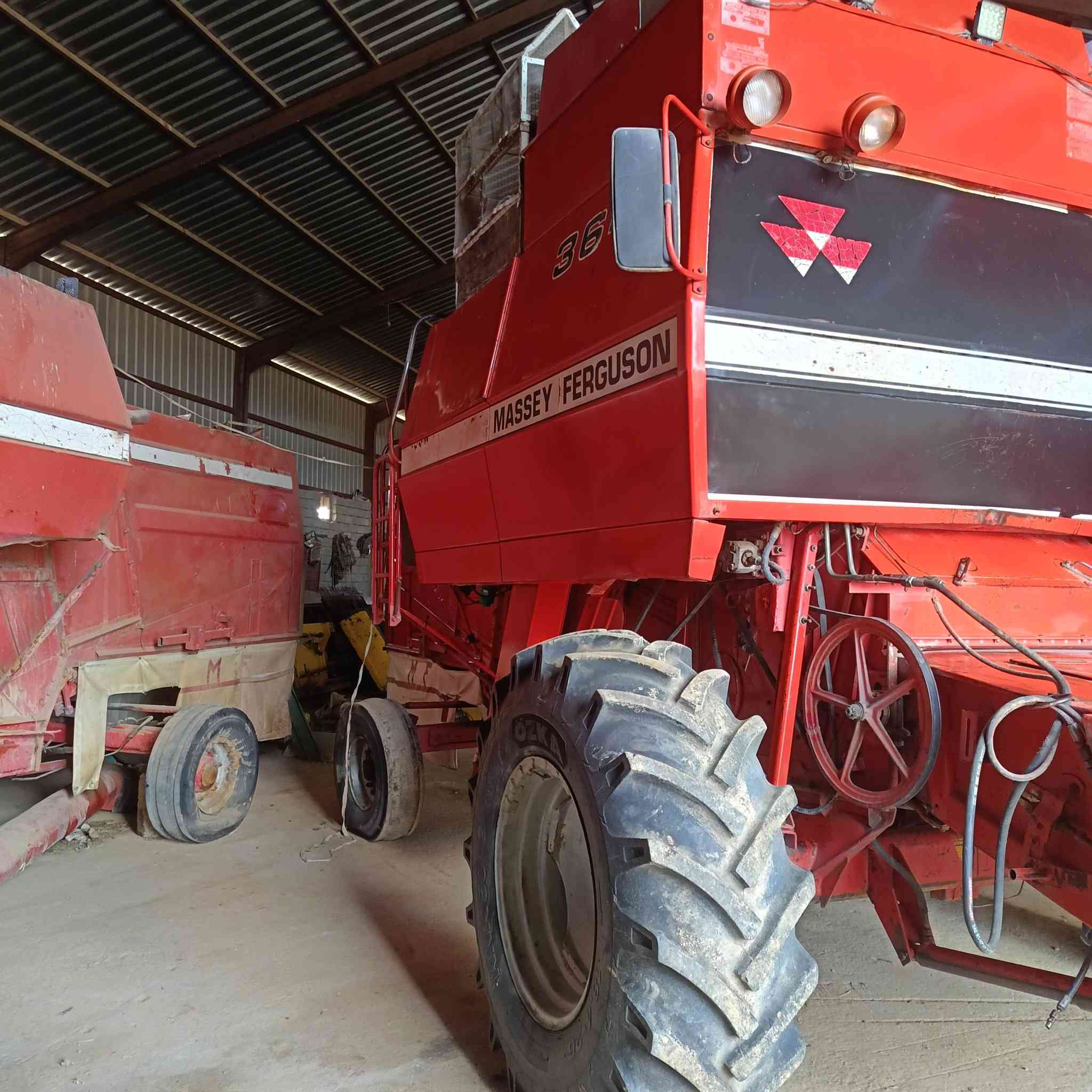 السلام عليكم حاصده للبيع 99 وضع شركه ***********
