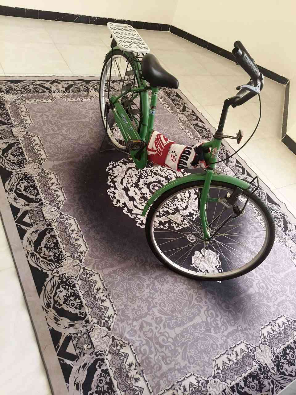 باسكل للبيع نضيف حيل بي بس 
شخط واحد صغير سعره 125
وبي مجال تعال خاص وتدلل 
واذا اكو مراوس لون 🖤💛


**إذا كنت صاحب هذا الإعلان وتريد حذفه لأي سبب، رجاءا أرسل رسالة إلى الدعم الفني**