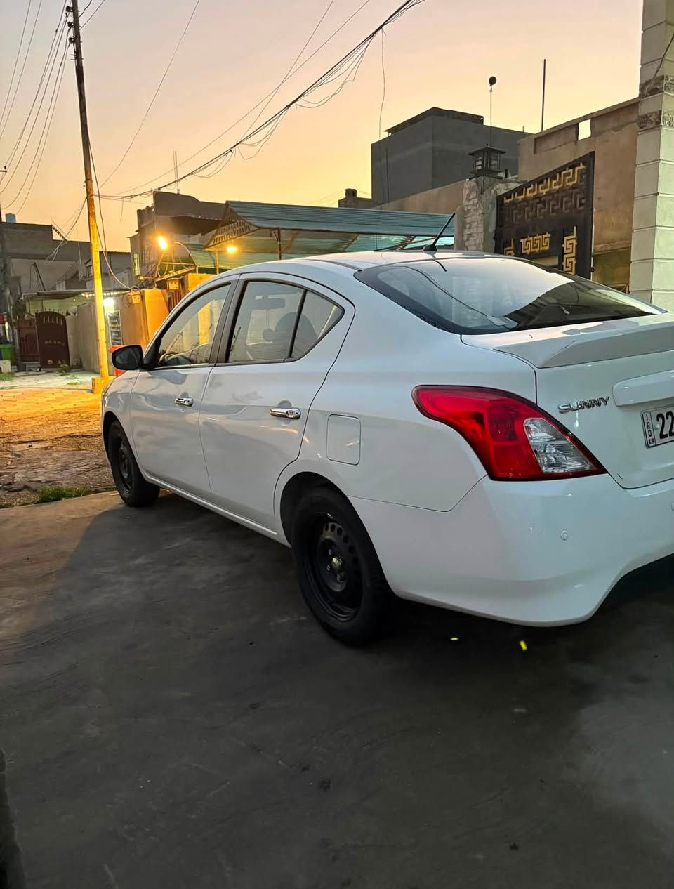 السلام عليكم
نيسان سني مصري  (2023) وكاله بااسمي 
رقم اربيل 
عداد المسافة : (44) الف km
4 جام كهرباء
تحكم ستيرن 
4 يدات نيكل 
شاشة كبيرة + كامرا 
بلاجتورات + اشاير بالمري 
سبايدر جنطة بلادي 
تبريد قطعتين 

سنوية لل 2028 يلا تسقط 
السعر : (112) وبيها مجال 
مكان السيارة : بغداد البياع ***********
