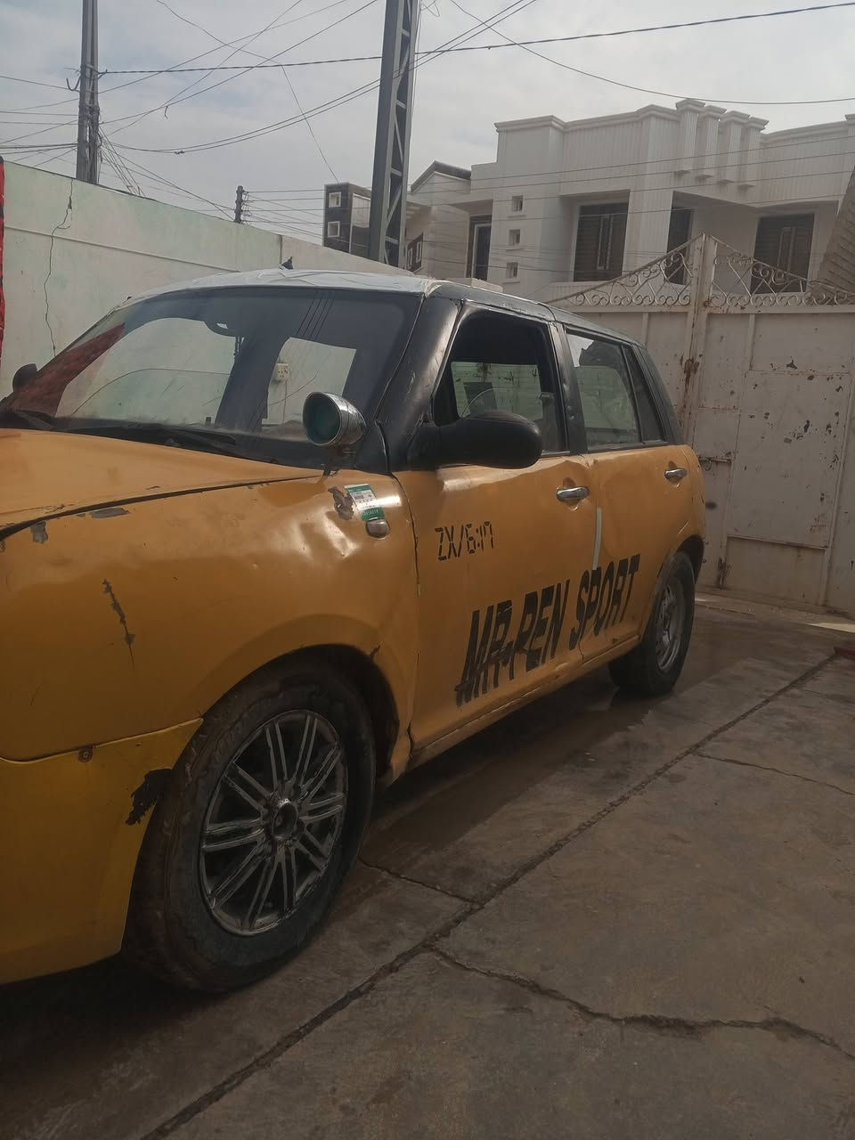 سياره ليفان شغاله مكفوله كير محرك كورله السعر مناسب 10ورقات  لاتصال على الرقم ***********
