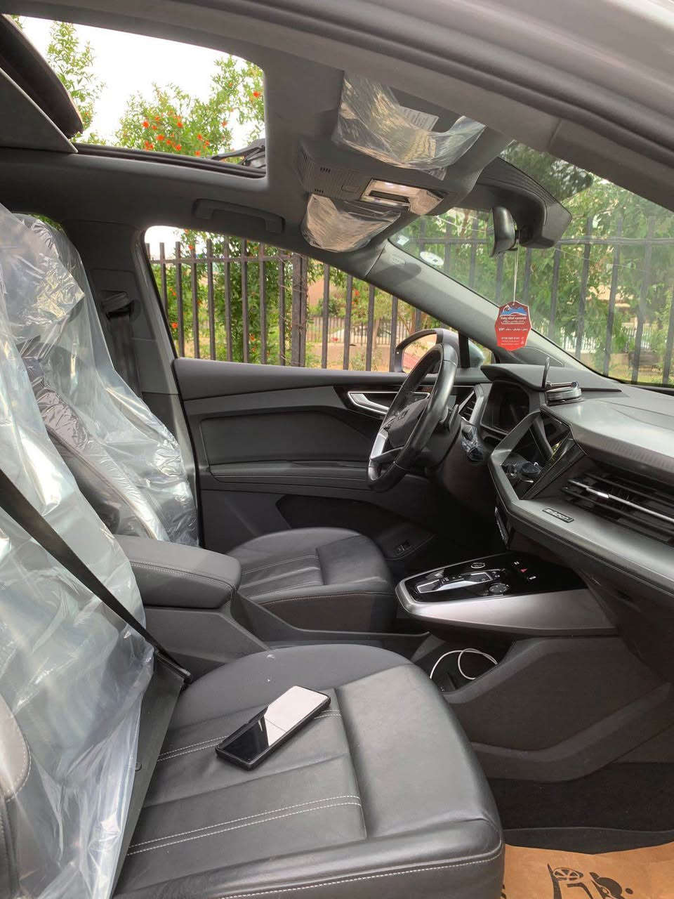 کوردی : 
تەنها فرۆشتن ، گۆڕینەوە ناکا 
                            #73 

   ‌             Audi  e - trone 
               Q4 quatro _ 50 
. مۆدیل / ٢٠٢٤ 
. ڕەنگ چیمەنتۆی 
. فوول کارەبایی 
. دەبل مۆتۆڕ ، فول ئیکۆنۆمی
. ڕەقەم هەولێر سەنەوی نوێ 
.مەودای ڕۆیشتوو ( ١٨٫٠٠٠ ) km 
. مواسفات / فوول فوول 
. پانۆڕاما ، گێچ ئەلکتڕۆنی 
. شاشە و پێنچ کامێرا 
. حساس و ئۆتۆ ستۆپ 
. زۆر مواسەفاتی تر 
. بە فوول شەحنی ( ٤٠٠ ) کم 
.زیاتر دەڕوا ، دەتوانی لەماڵەوە شەحنی بکەی ، کامل جهازی شەحنی بیلادی شەریکە ڵەگەڵە 

. چاملغ و دەرگای سەکن سبوغە 
. دوو جێگای بچووک ساردە 
.  ئێڕباگ تەنها ۱ شان سیستەم 
. بەبێ ناو گرتن ، پێش و پشت کەپسە ، سەیارەکە نمونەیە لە جوانی و خاوێنی و اقتصادی

. نرخ / ٢٢٠ $ 
. ناونیشان / هەولێر ئازادی  

عربي : 
فقط بیع ، ماعندنا مراوسة 

               Audi  e - trone 
               Q4 , quatro 50
. مۆدیل / ٢٠٢٤ 
. للون سمنتي 
. فوول كهربائي 
. دبل موتور ، فوول ٲقتصادي
. مرقم آربیل دولي ، جاهز
. ماشي فقط ( ۱۸ ) الف کیلو 
. مواصفات فوول فوول 
بانوراما ، كیج الكترونی 
خمسة كامیرا ، آوتو ستوب 
وهوایة مواصفات ،،،،،،،،،،
ملاحظة / شحن فوول یمشي اكثر من ( ٤۰۰ ) کیلو عل تبرید 
تکدر بالبیت تشحن سیارە 
کامل جهاز مال شحن 
شرکە بیلادی موجود 

.جاملغ و باب سکن صبغ 
مكانین صغیر تعدیل بارد 
ایرباك فقط بردة راجع سستم 
بدون دواخل ، بجم و خلفی كبس 

سعر / ۲۲۰ $ 
عنوان اربیل شمشمل, السليمانية


**إذا كنت صاحب هذا الإعلان وتريد حذفه لأي سبب، رجاءا أرسل رسالة إلى الدعم الفني**