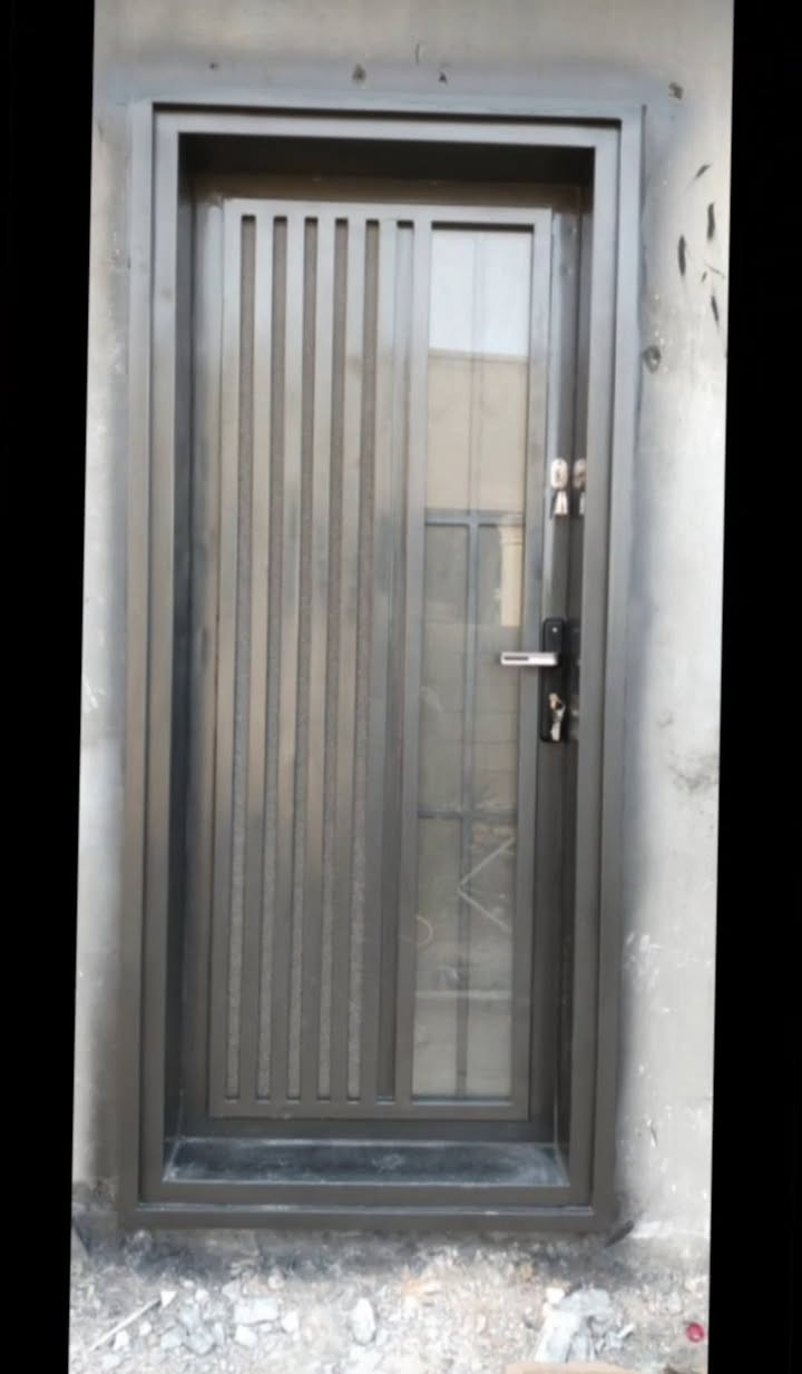 حدادة المنتظر
لدينا ماهو أجمل ومعمول بتقنية  وجودة عالية
حياكم الله
وات ساب ***********
