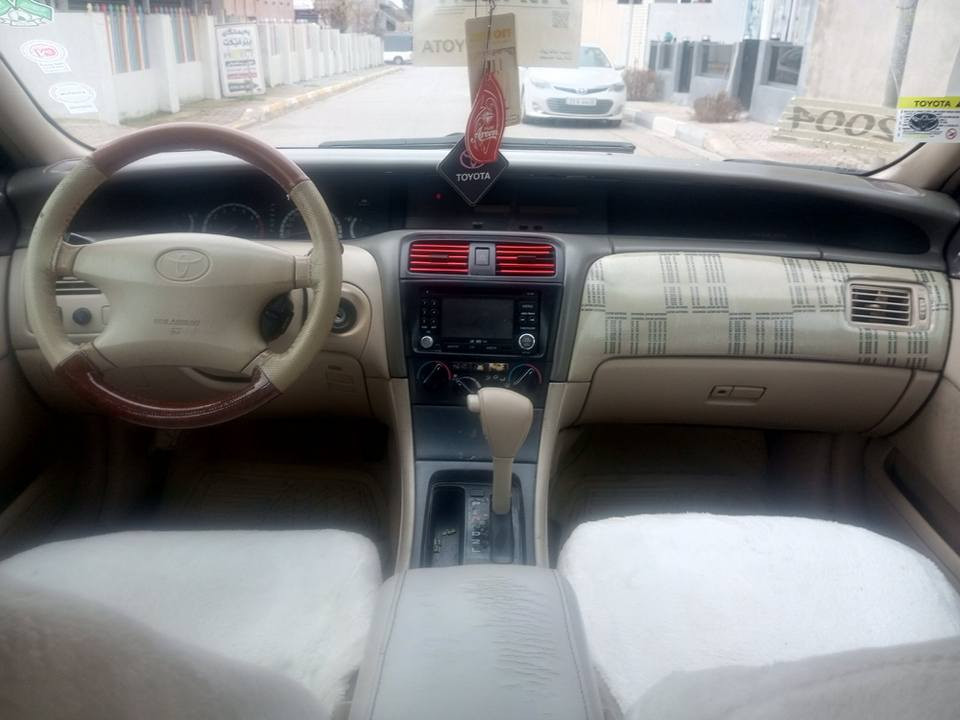 ئەڤەلۆن مۆدیل 2000 محەسەن پێشوو پشتی کەپس  خلیجی ناوزەرد هەموو شتی  بەشەرت تەحوویل بەشەرت سەنەویوو ڕەقەمی بەسەر چووە سعری 65 گڵاوو کەمێ معامەلە سەنەوی بەسەر چووه
شووێن هەڵەبجەی شەهید
***********
*********** السليمانية, العراق
