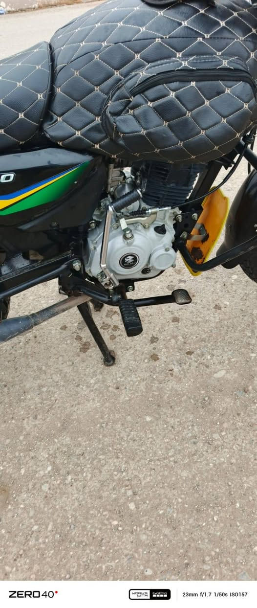 بوكسر للبيع موديل 2019 أوراق اصولي شرط الترقيم محرك مكفول لاصرف ولا تبخير المكان ديالى دلي عباس *********** السعر خاص اتصل وادلل دراجه جديدة مالت بيت
