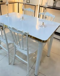 ميز طعام • جديد • ٤ كراسي