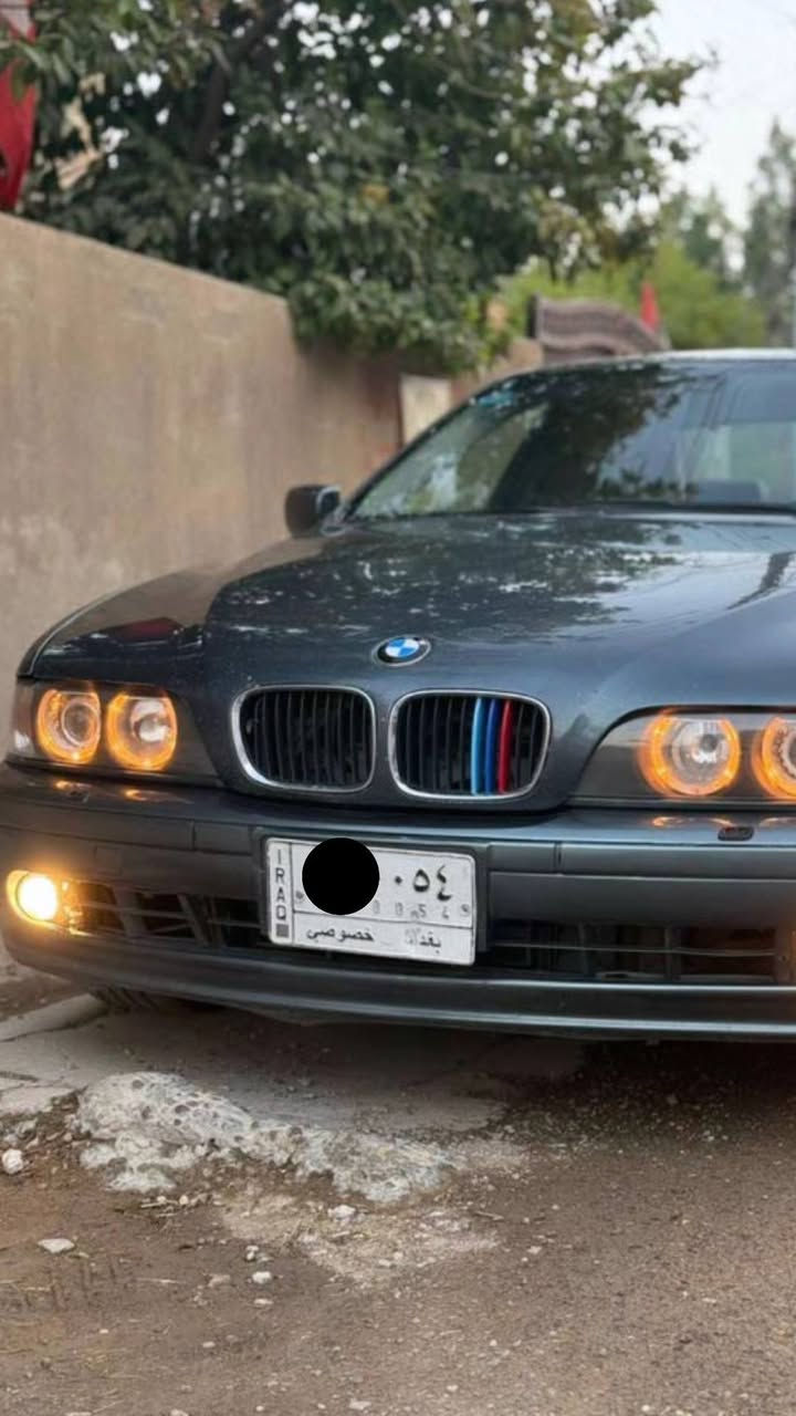 السلام عليكم  للبيع بي ام دبليو صقر  رقم بغداد تحويل سنوية 2029 موديل 1999 مكانيكية بحت السيارة عملية محرك n52 المرغوب اقتصادي وقوي السيارة نضيفة مصبوغة حزام جمالية السيارة مكفولة من الگص ونقل جثة وهاي السوالف محرك وكير تبريد كفالة تخم تاير ويل بلادي السيارة نقصها ربل طبلة وقواعد دبلات فقط الباقي ترايك وين ماتريد غرفتها كلش جديدة السعر 79 ورقة المكان البصرة للاتصال *********** 
بي واتساب
