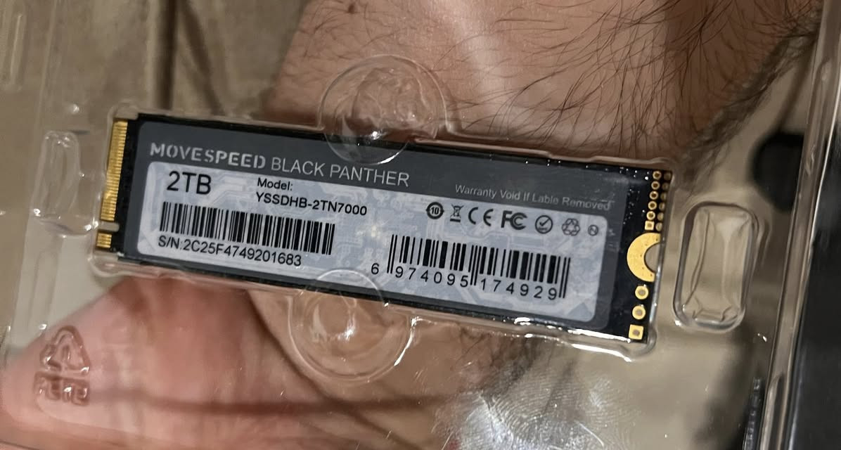 متوفر جديد لوك حجم 2TB سرعة 7450 
سعر ٢٣٠ الف مع التوصيل


**إذا كنت صاحب هذا الإعلان وتريد حذفه لأي سبب، رجاءا أرسل رسالة إلى الدعم الفني**