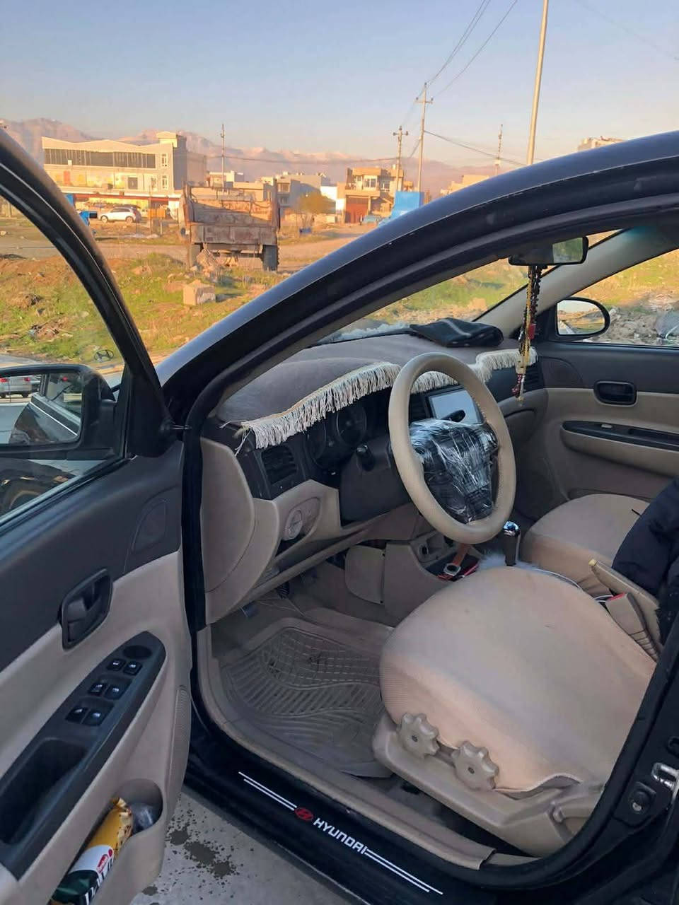 بە ناوی خوای گەورە و میهرەبان 
هۆندا ئەکسنت ٢٠٠٨ علوج
ساغ ساغ بێ بۆیاغ
گەرمی و تەبرید لەسەر سویچ بەشەرت❄️
٤ جام کارەبا
ناو زەردو رەساسی
گێڕ و مەکینە کرۆلا بەشەرت👌🏻
گێڕ عادی
  
 سەیارەکە بێ سەرەتایە مالی مەدەنی بەشەرت نرخی 37
***********
***********
