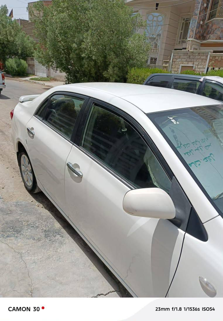 كورلا ٢٠١١ شركة عامة مكفولة من الصبغ و التبديل مع كفالة كير و محرك الممشى ١٦٥ الف قابل للزيادة السيارة بيهة بارد خفيف و بعض الخدوش 
السعر : 123 ورقة
التواصل : ***********
