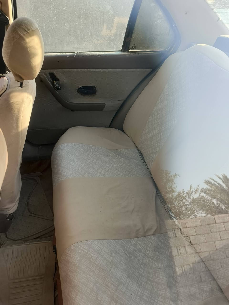 سمند موديل 12 بدون راعي نقصه بس جامه الماميه ب 13 وبيه مجال ***********
