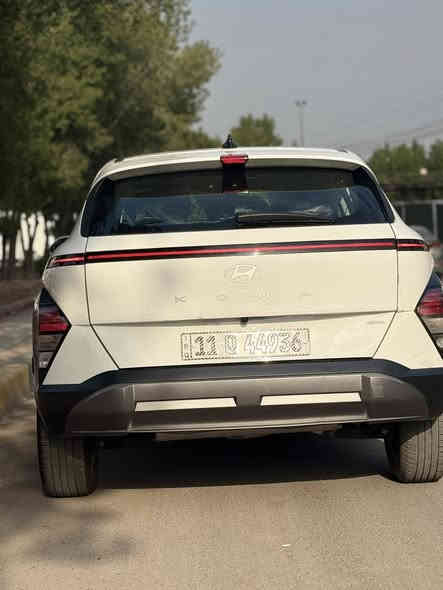 ياالله 
السلام عليكم كونا 2024 SE وارد امريكي 

Hyundai Kona Se 2024  2.0L 4 

       المسافة المقطوعه : 15 الف كم  
          حجم المكينه : 2000 دوش 
                    الايرباك : سليم 
                       الضرر : موضح بالصور 
 

#مواصفاتها 
1. شاشه
2. كامرا 
3. ويل كب 
4. رادار 360
5.بصمه 
6.تشغيل عن بعد
7.هزاز بالاستيرن
8.لايتات زينو
9.لد امامي وخلفي
10 كيجات دجيتل 

#السعر 185 $
تفاصيل اكثر هذا رقمي *********** 
مكاني بغداد
حي القاهرة
