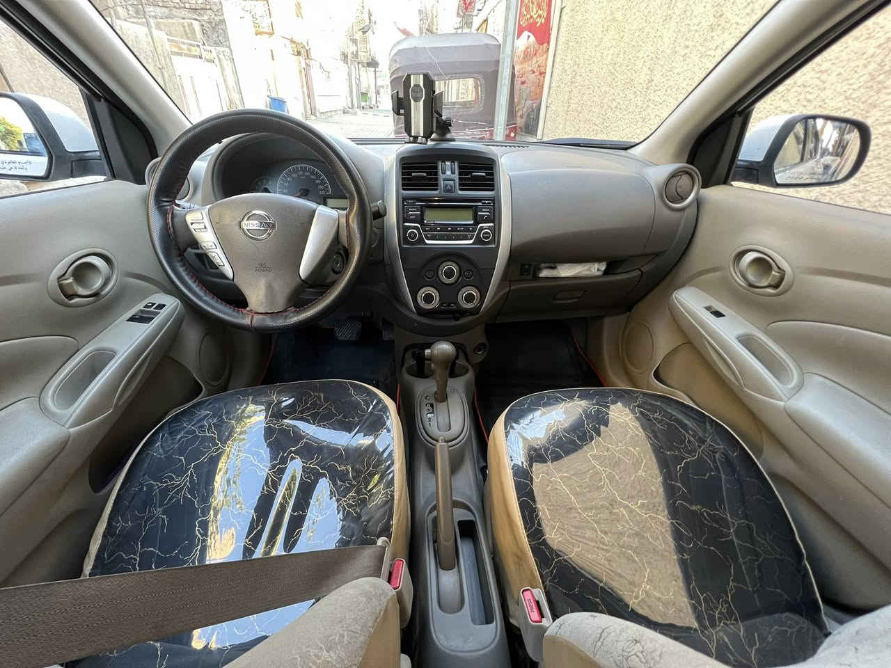 سلام عليكم
نيسان سنّي هندي بليتة زرگة موديل 2020 ماشيه 99 كير مكينة خير من الله صدر نظيف دوشمة كاملة بيها شخوط بالباب جهة السائق عنوان بغداد مدينة للاستفسار اتصال على الرقم ***********
