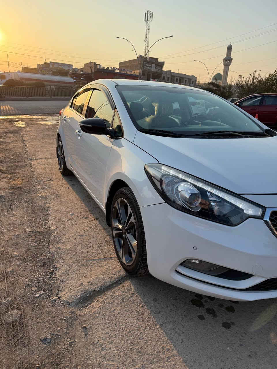 سلام عليكم

كيا سيراتو 2014
بدون ضرر فقط خشم جاملغ النفر بارد

محرك 1.6 دوش المرغوب كوري

3 وضعيات قيادة بل سترين 

فول تحكمات سترين

شفتات بالدرگه 

شاشة ابل كار بلي

قطعتين تبريد 

كامرة خلفي 

مري شفط كهربائي 

ويل كب حجم 17 عدد 5

حساسات امامي خلفي 

لد امامي خلفي 

ترحيب عند التشغيل 

ثنين وسائد هوائية

اربع دسكات 

أربعة ABS

رقم مسطرة الجديد اربيل

تخم تايرات جديد

مابيها غرامات

هزة جديد 2025

سنوية جديد 2025 ثاني يوم تحويل

مكاني الموصل السعر 121 بيها مجال بسيط *********** موصل, نينوى
