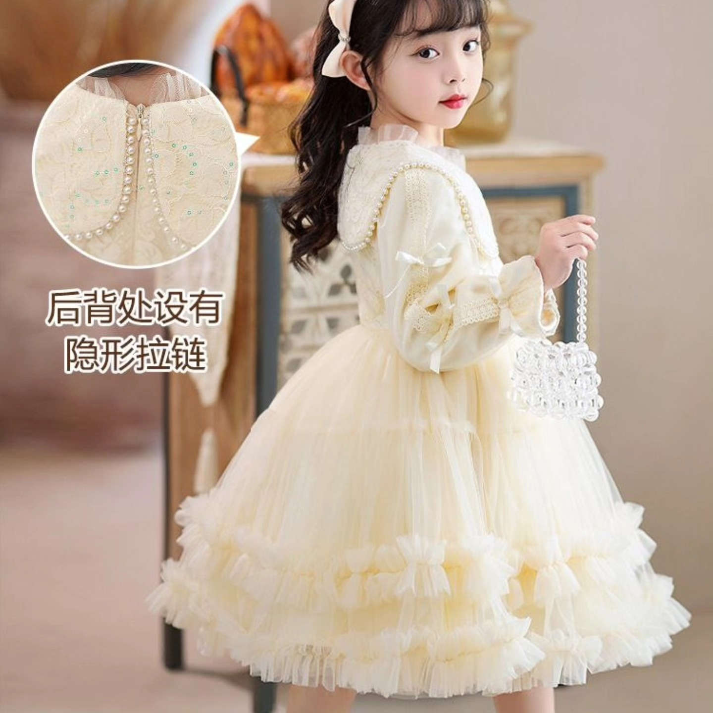 🎉 على بركة الله نبدأ موسم العيد 🎉

نعلن افتتاح موسم العيد 2026 بأجمل وأرقى موديلات ملابس الأطفال

اول موديل ويانه مثل متشوفون جمال هذا الفستان 

القياسات من 110----160 يعني يلبس من 3----10 سنه 

خامة درجة اولى مبطن لون واحد فقط اوف وايت 

انتظروني انسقلكم ويا احذية 🫰

تفاعلوا وسولي واهس اكمل نشر 🥲

بتعلق يوصلج السعر 🤗


**إذا كنت صاحب هذا الإعلان وتريد حذفه لأي سبب، رجاءا أرسل رسالة إلى الدعم الفني**