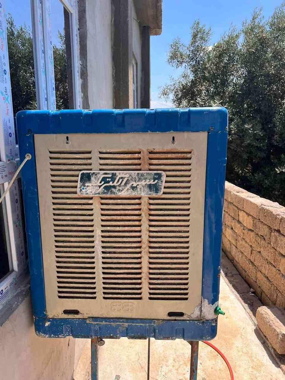 مبردات عدد٢ حجم ٢ونص يشتغلون سرعتين نظيفات ثنينهم ب٢٥٠ وبي مجال بسيط
موصل القوسيات


**إذا كنت صاحب هذا الإعلان وتريد حذفه لأي سبب، رجاءا أرسل رسالة إلى الدعم الفني**