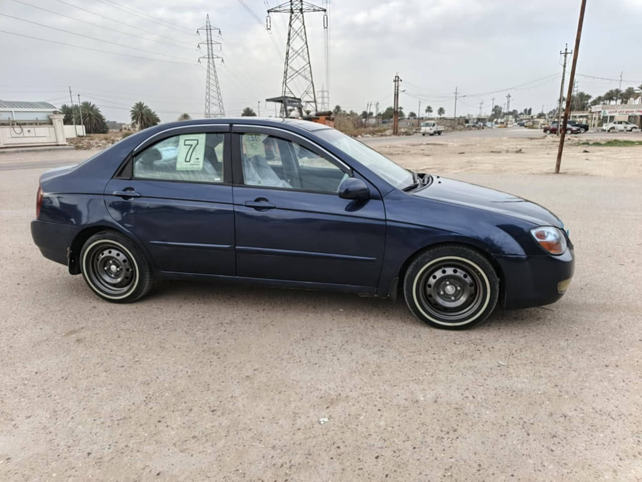 السلام عليكم كيا اسبكتره مصبوغه جماليه السيارة جاهزة خير من الله محرك 200 دوش كير صدر تخم تاير تبريد جاهزه السعر 65 الرقم *********** بغداد الدوره اخوان اني مكلف بلنشر اتصال فقط
