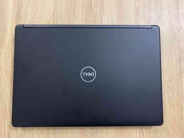 السلام عليكم 
لابتوب Dell latitude 5491سلم حديثة فئة H القوية للبرامج الهندسية والتصميم والالعاب 

مواصفاتها

Core i5 8300H كور اي فايف جيل ثامن فئة H اقوى فئة

الرام 8 كيكا ddr4 

هارد ssd nvme m.2 256 كيكا

كارت الشاشة intel (4كيكا)

حجم الشاشة 14.1 

حواف رفيعة

Windows 10 اصلي وتدعم 11

كيبورد عربي انكليزي 

تحتوي على منفذ تايب سي وHDMI

لابتوب نضيفة كلش وتشغلك كافة البرامج القوية والهندسية اوتوكاد ماتلاب وغيرها 

مكاني بغداد الاسكان قرب مستشفى الطفل

السعر 250الف قفل بدون عملة رجاءا ***********
